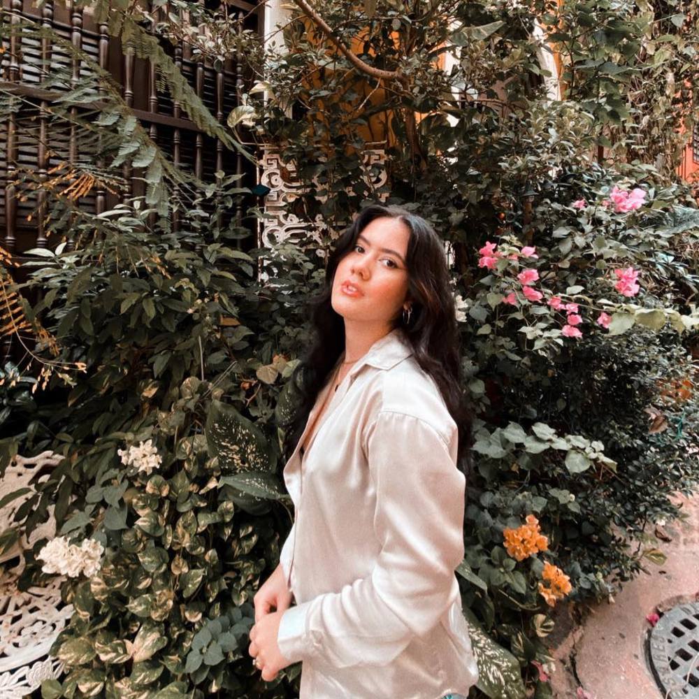 Meet your Posher, Ariana